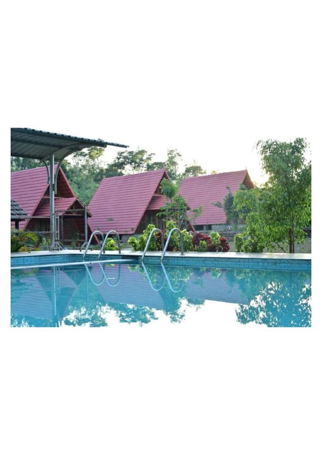 The Horse & Chariot Otel Madikeri Dış mekan fotoğraf