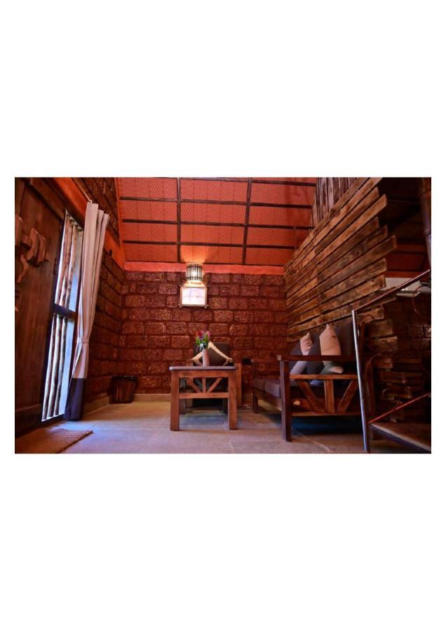 The Horse & Chariot Otel Madikeri Dış mekan fotoğraf