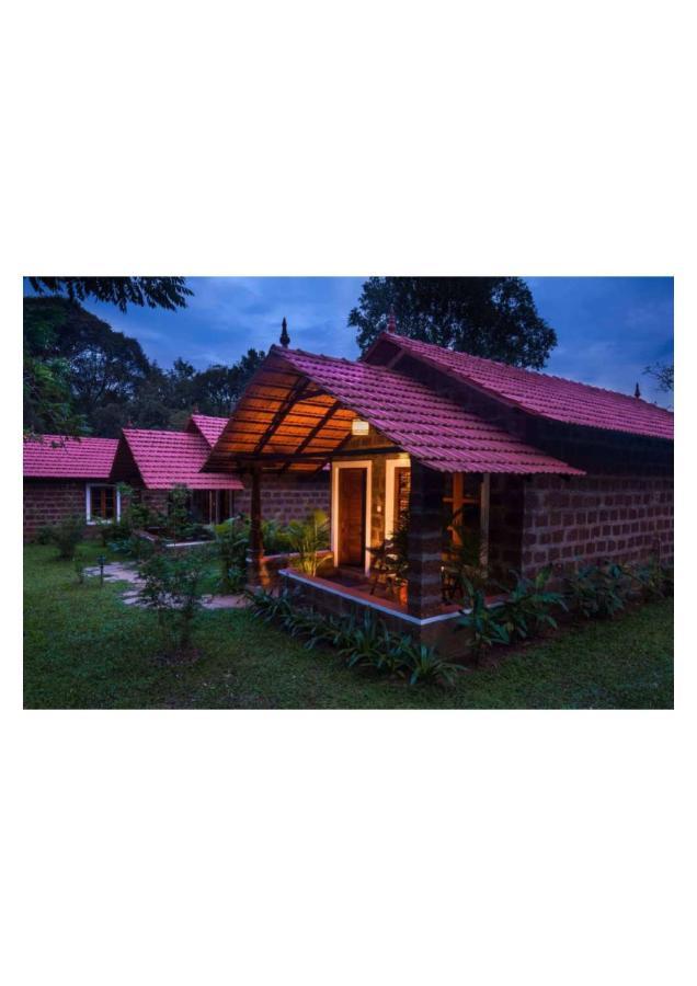 The Horse & Chariot Otel Madikeri Dış mekan fotoğraf