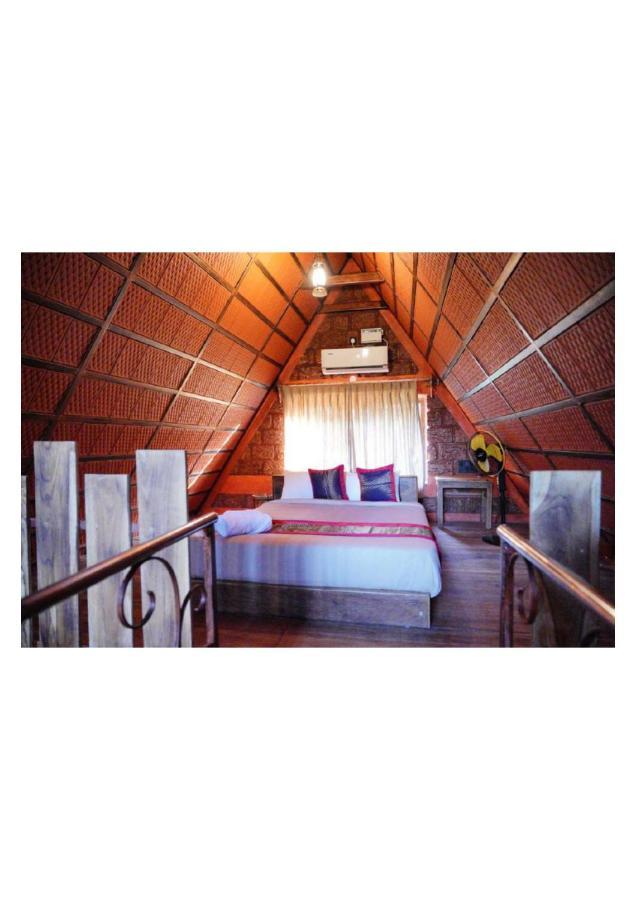The Horse & Chariot Otel Madikeri Dış mekan fotoğraf